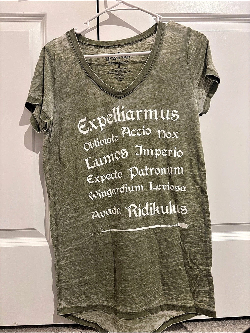 Harry Potter Spells V-Neck Burnout T-Shirt Green Medium